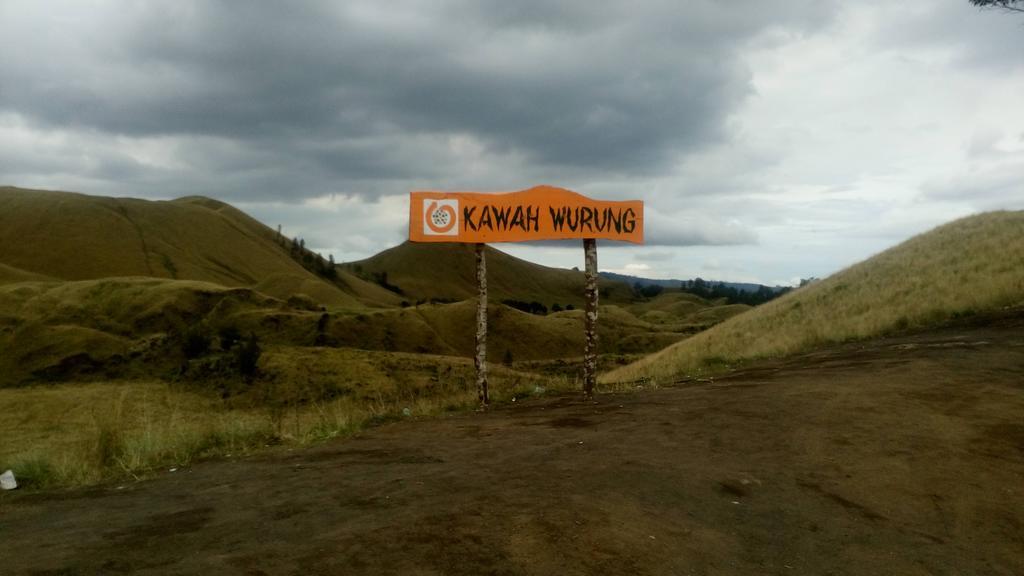 Thalia Homestay & Ijen Bromo Tour Banyuwangi  Esterno foto