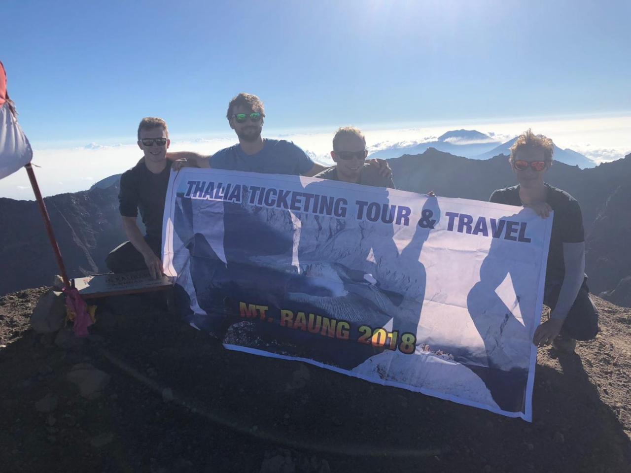 Thalia Homestay & Ijen Bromo Tour Banyuwangi  Esterno foto