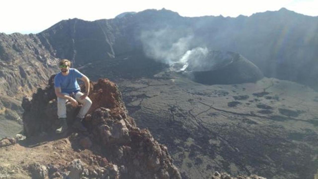 Thalia Homestay & Ijen Bromo Tour Banyuwangi  Esterno foto