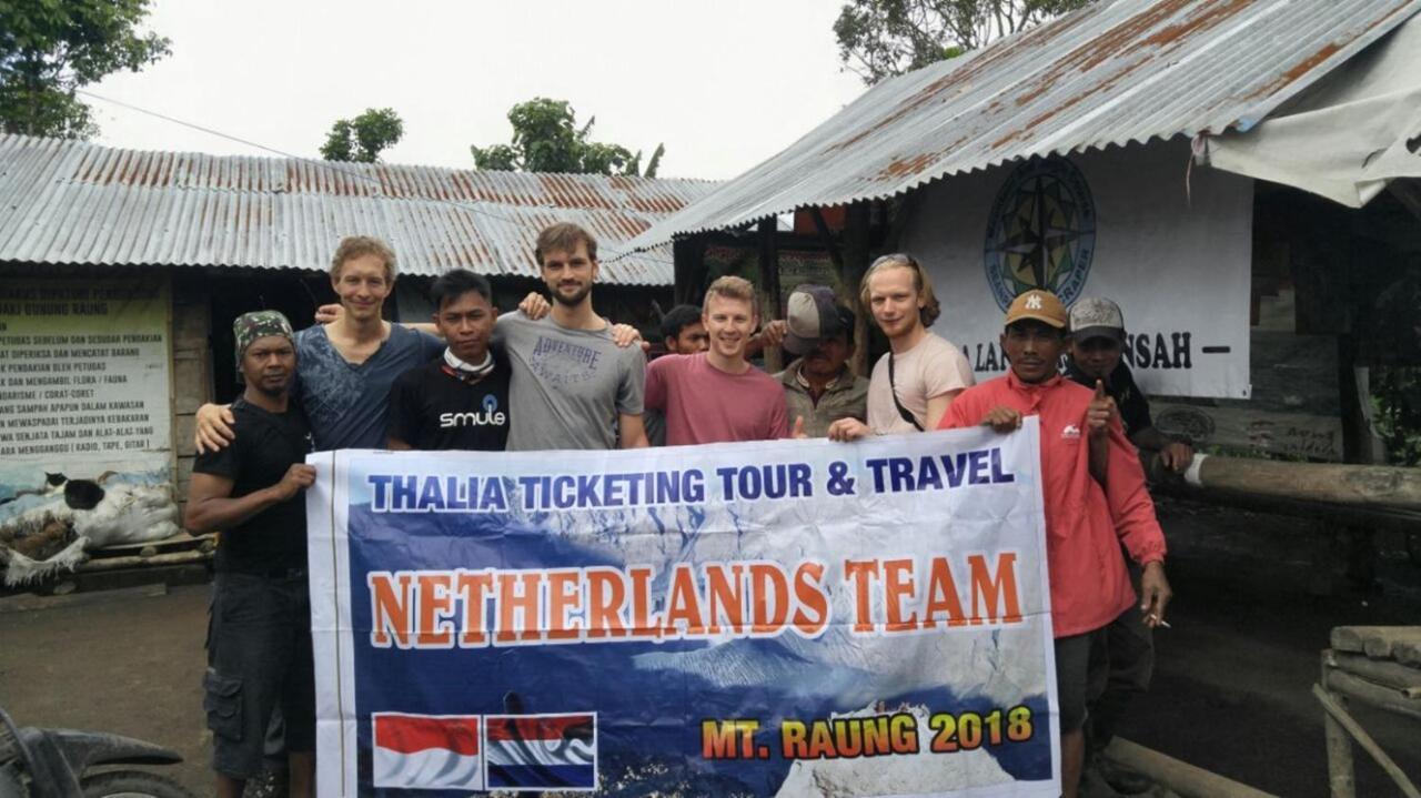 Thalia Homestay & Ijen Bromo Tour Banyuwangi  Esterno foto