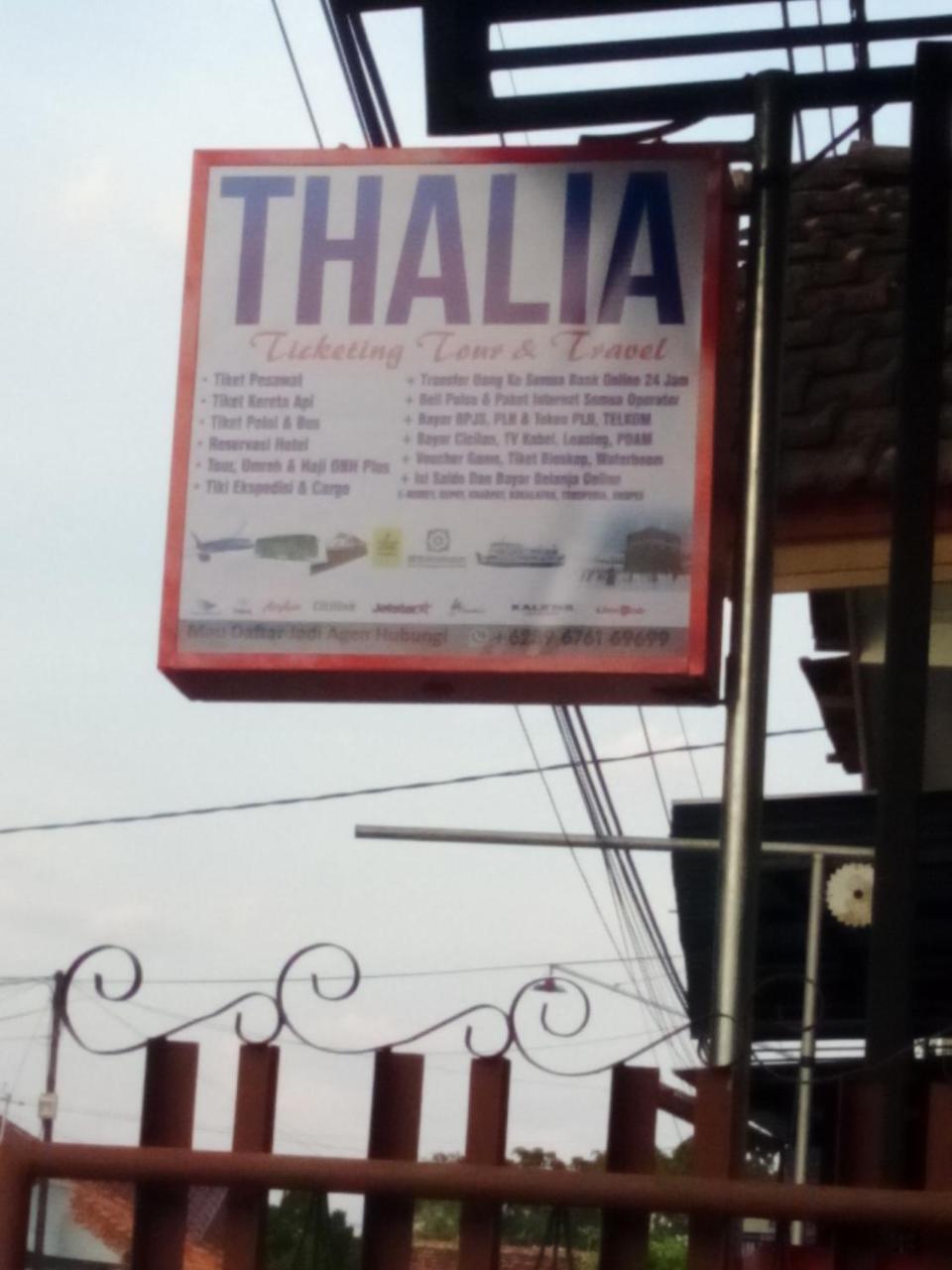 Thalia Homestay & Ijen Bromo Tour Banyuwangi  Esterno foto
